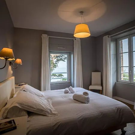 La Loge, La Loge House Overlooking The Sea In Per * ペロス・ギレック