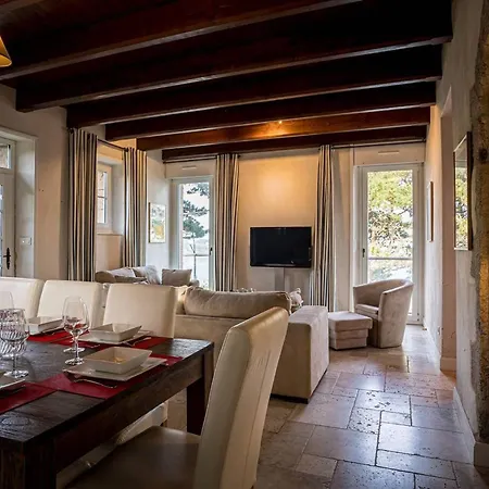 La Loge, La Loge House Overlooking The Sea In Per ペロス・ギレック