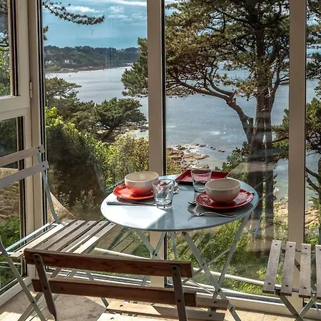La Loge, La Loge House Overlooking The Sea In Per *