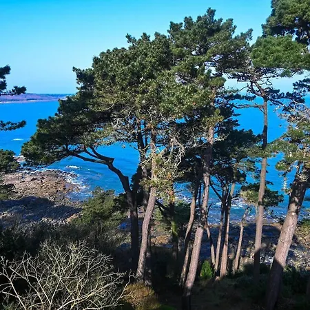 La Loge, La Loge House Overlooking The Sea In Per *
